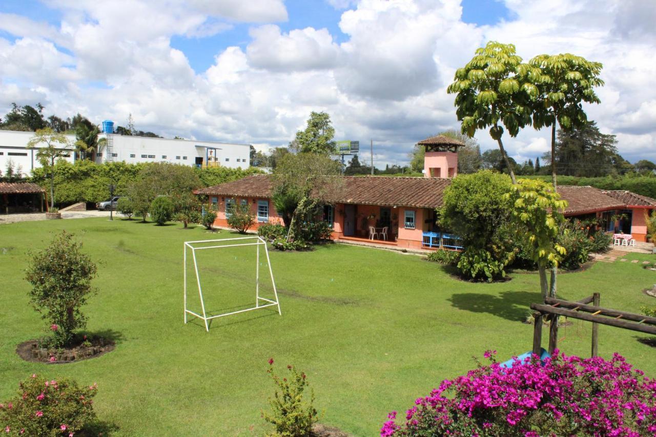 Ecohotel La Masia Llanogrande  Kültér fotó